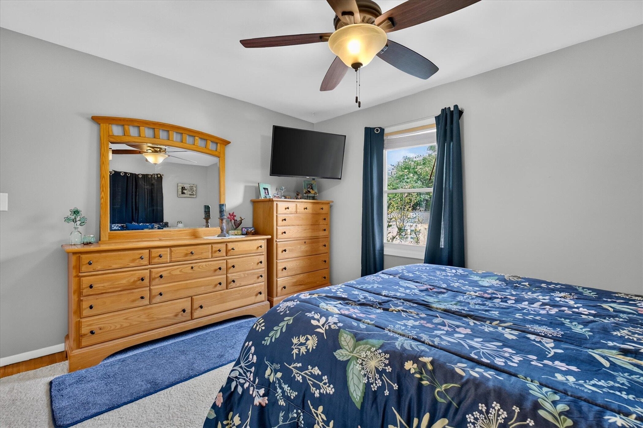 307 Miami Court Property Photo 23