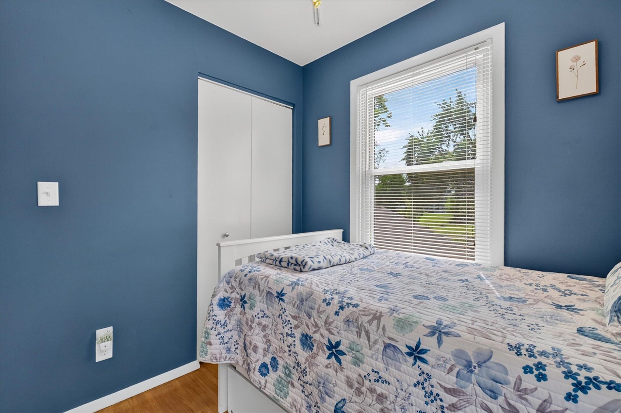 307 Miami Court Property Photo 28