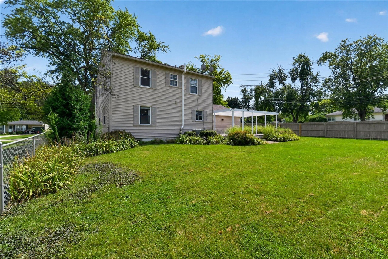 307 Miami Court Property Photo 43