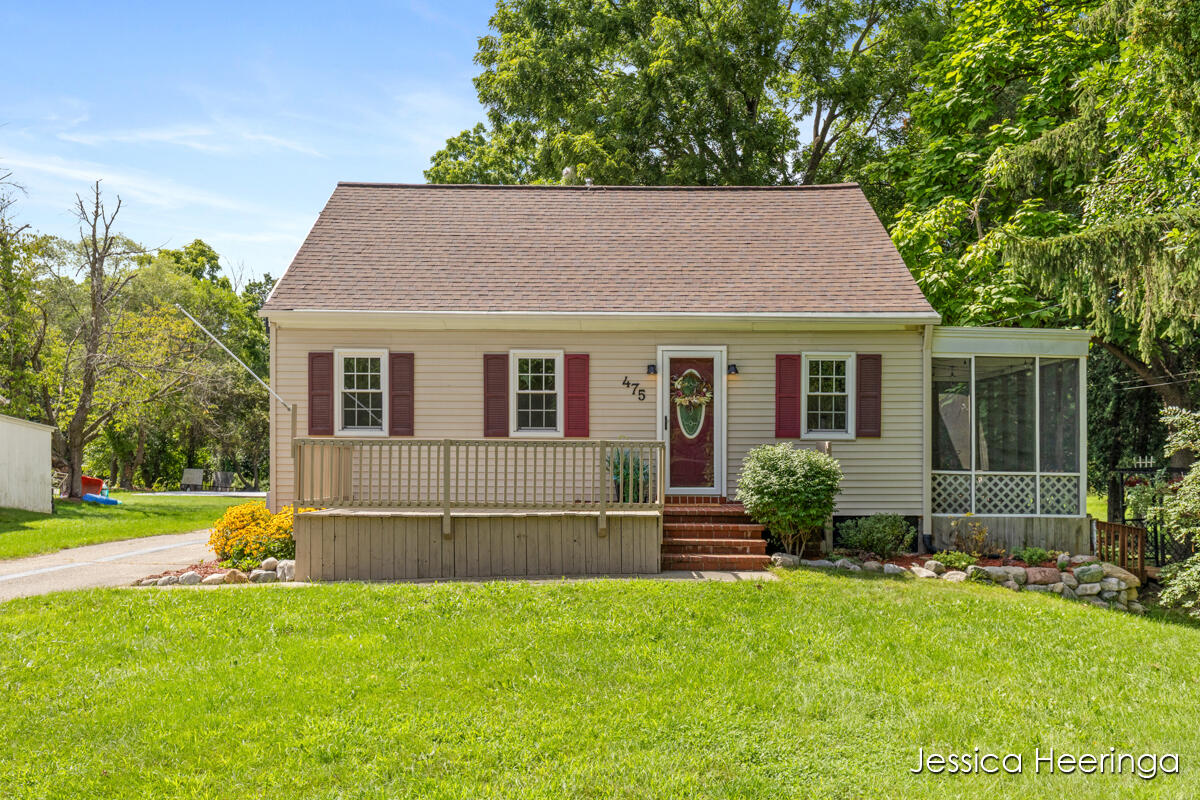 475 Northland Court Property Photo 2