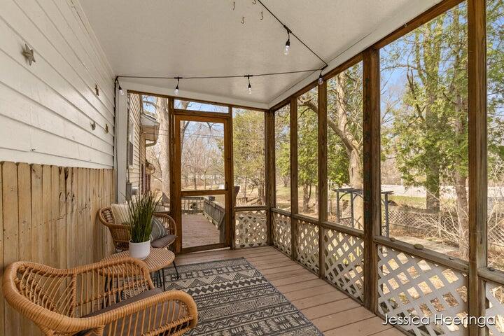 475 Northland Court Property Photo 4