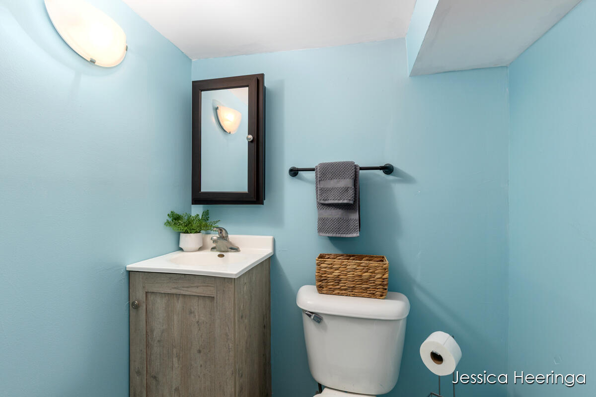 475 Northland Court Property Photo 19
