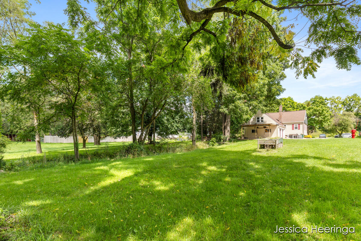 475 Northland Court Property Photo 23