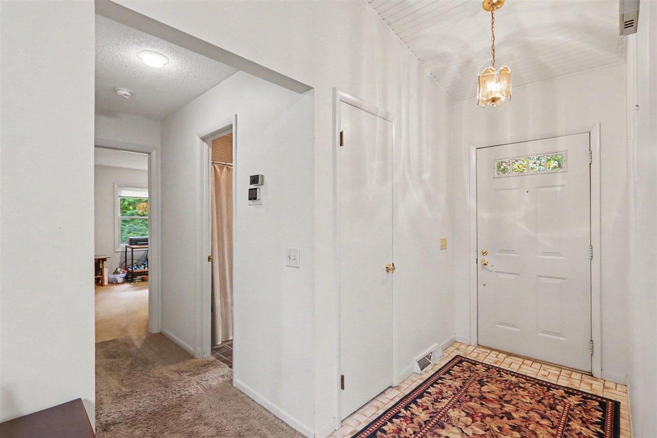 9808 Oak Forest Circle Property Photo 17