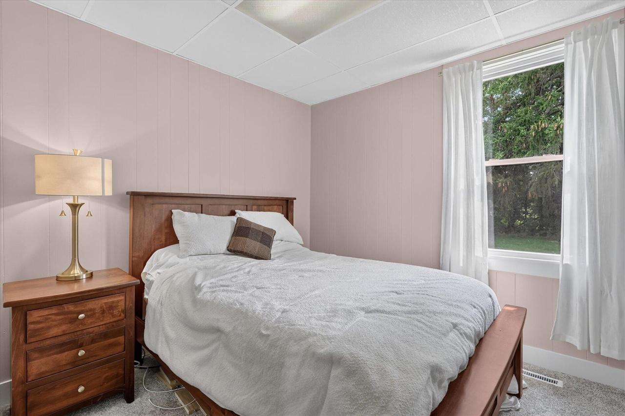 6816 Division Avenue Property Photo 27