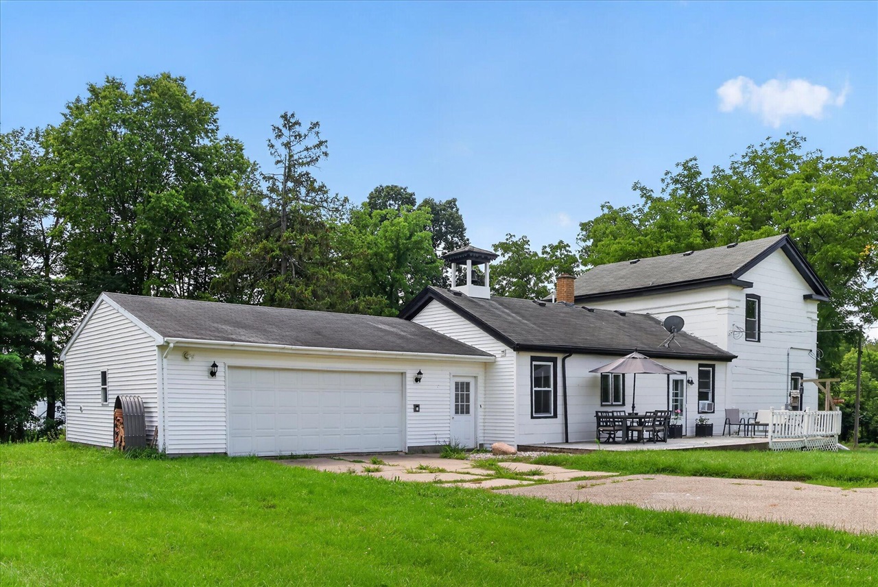 6816 Division Avenue Property Photo 36