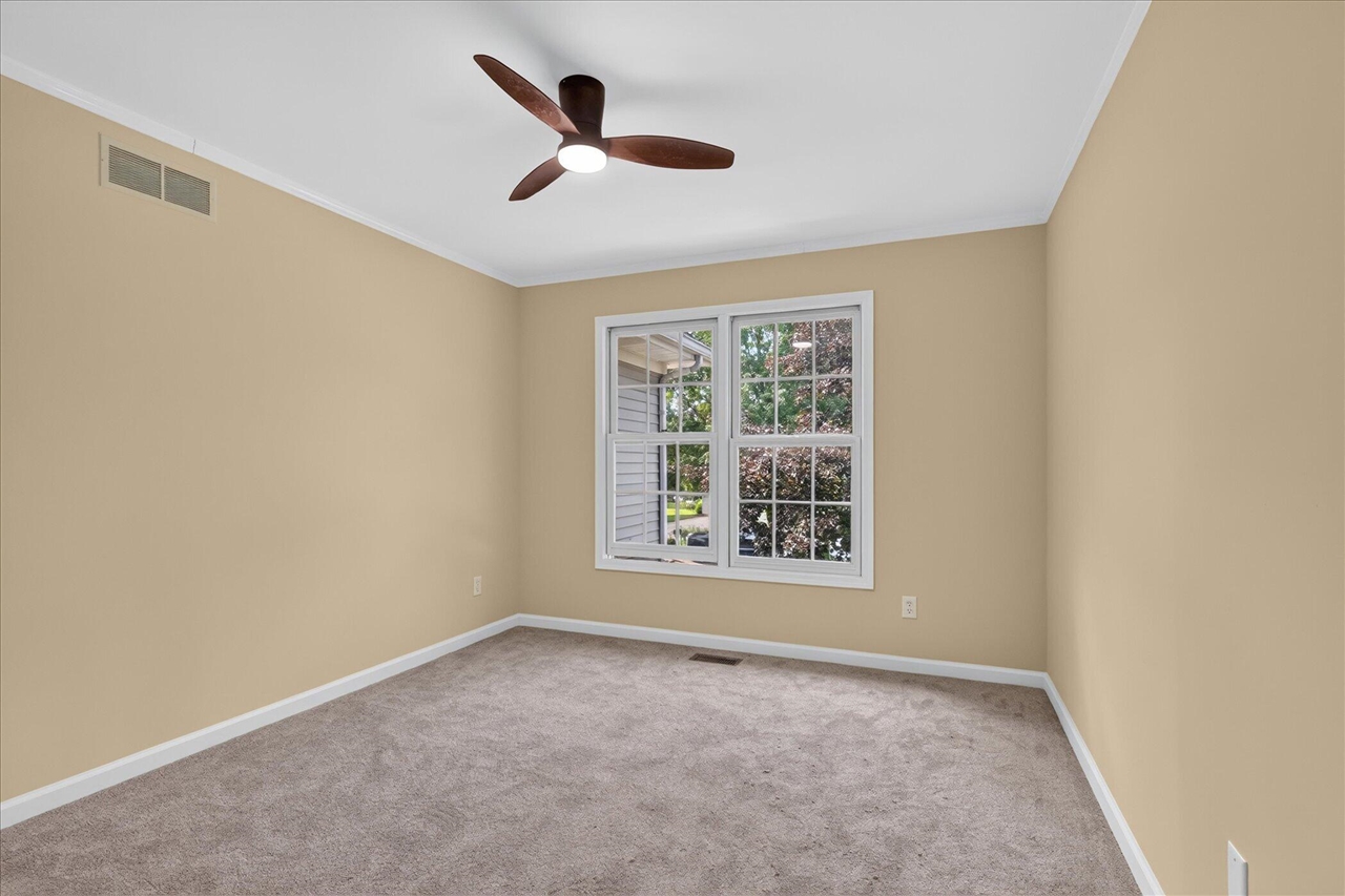 7521 Mac Arthur Lane Property Photo 28
