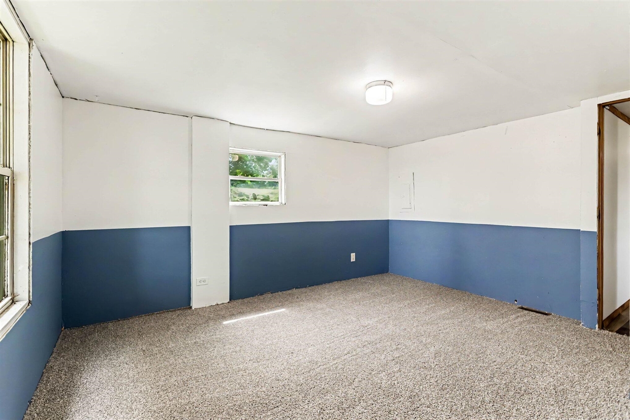 953 Weaver Road Property Photo 17