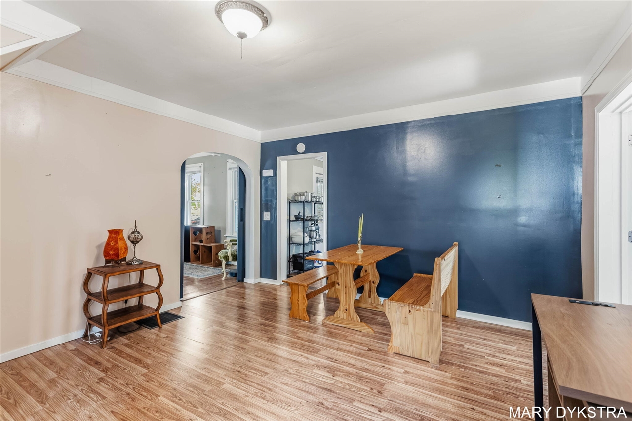 823 Prospect Avenue Property Photo 14