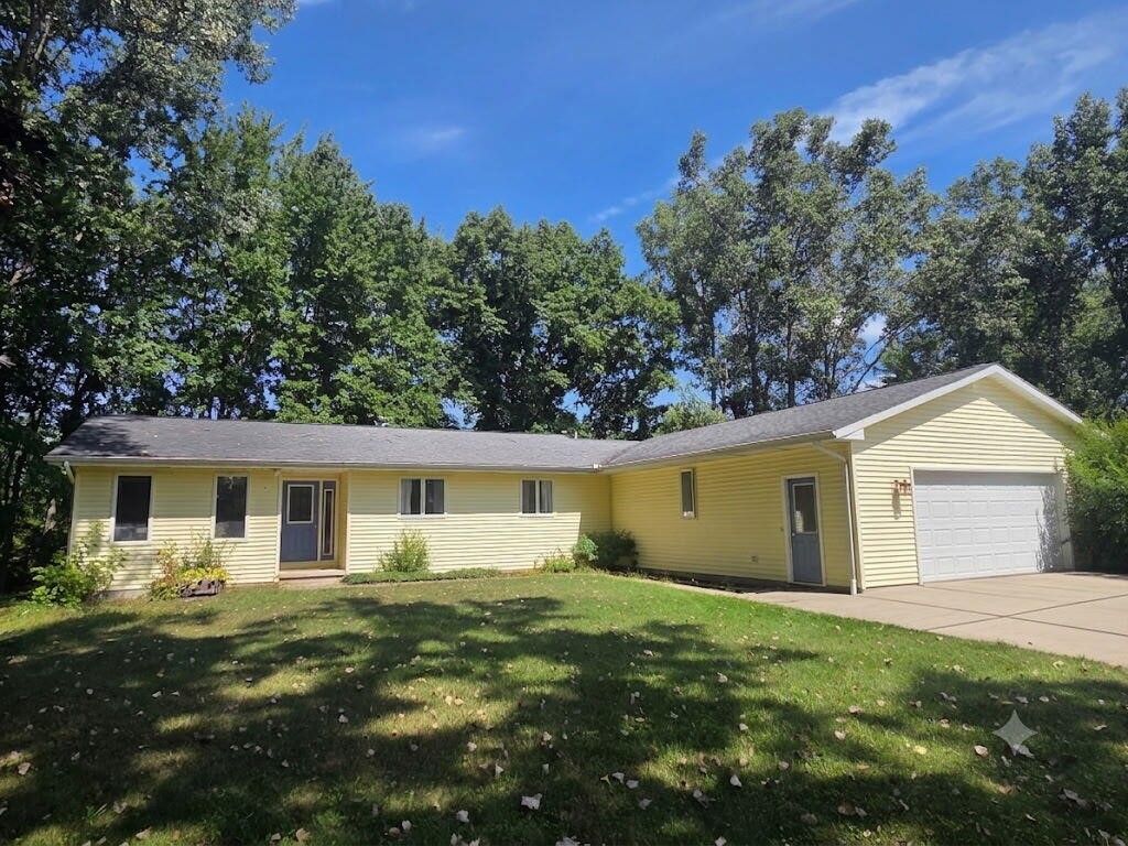3750 Green Acres Drive Property Photo 1