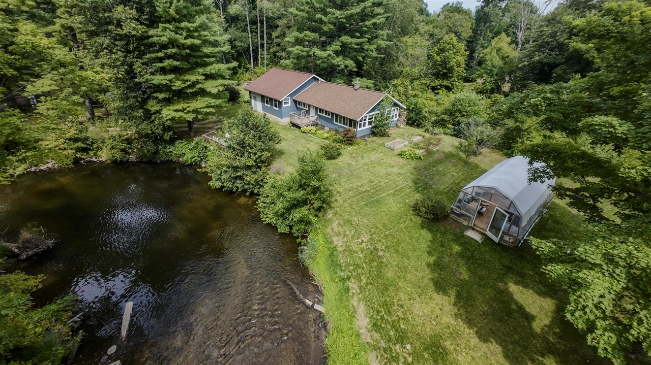 7140 N Amy School Road Property Photo 1