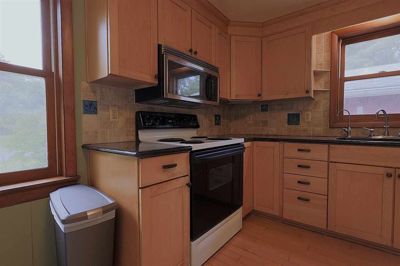 5801 N Territorial Road Property Photo 9