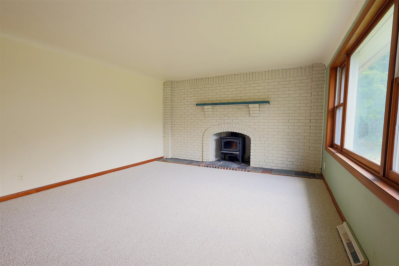 5801 N Territorial Road Property Photo 11