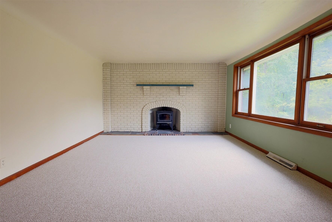5801 N Territorial Road Property Photo 12