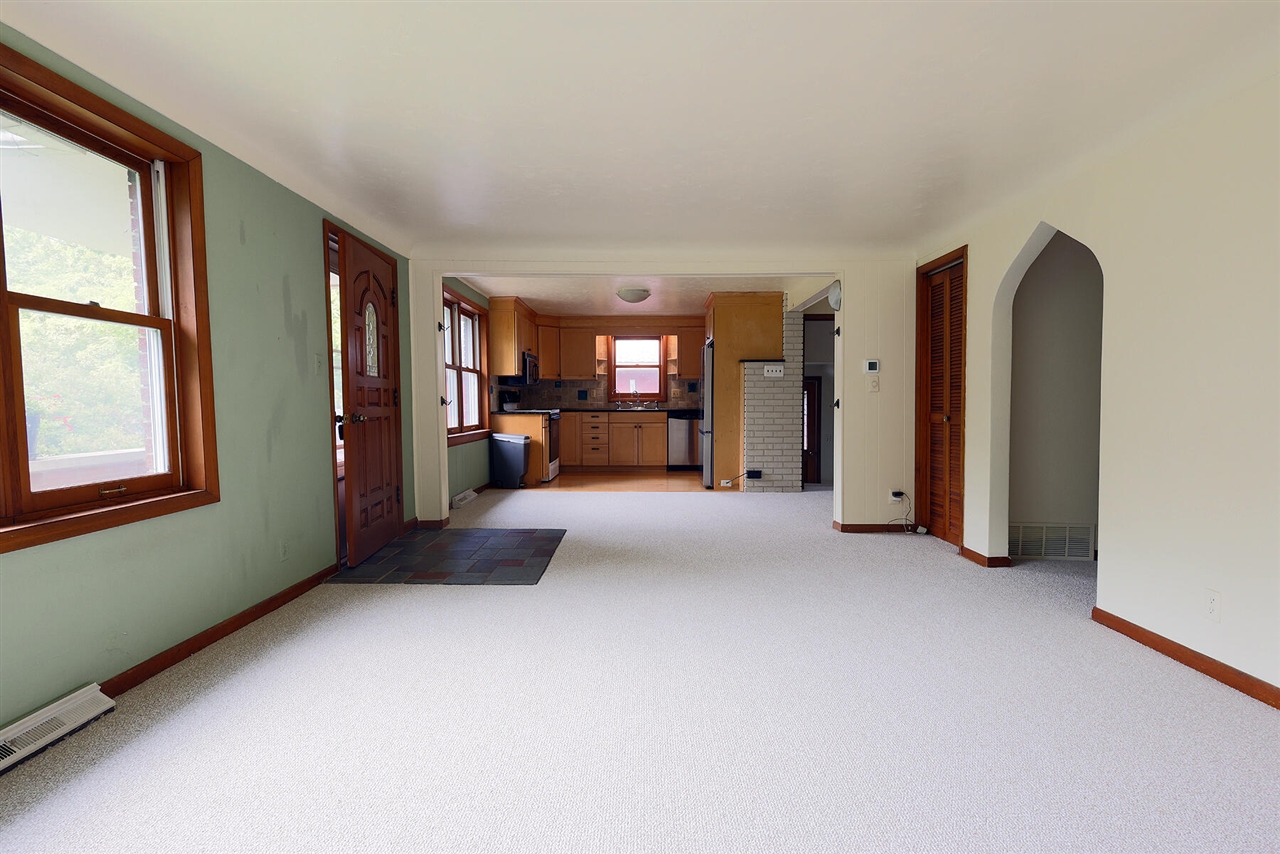 5801 N Territorial Road Property Photo 13