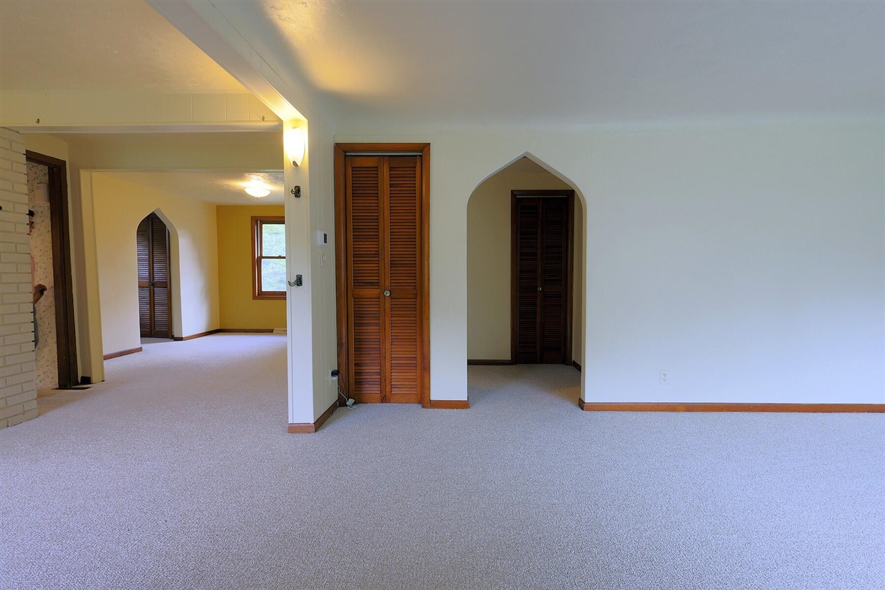 5801 N Territorial Road Property Photo 15