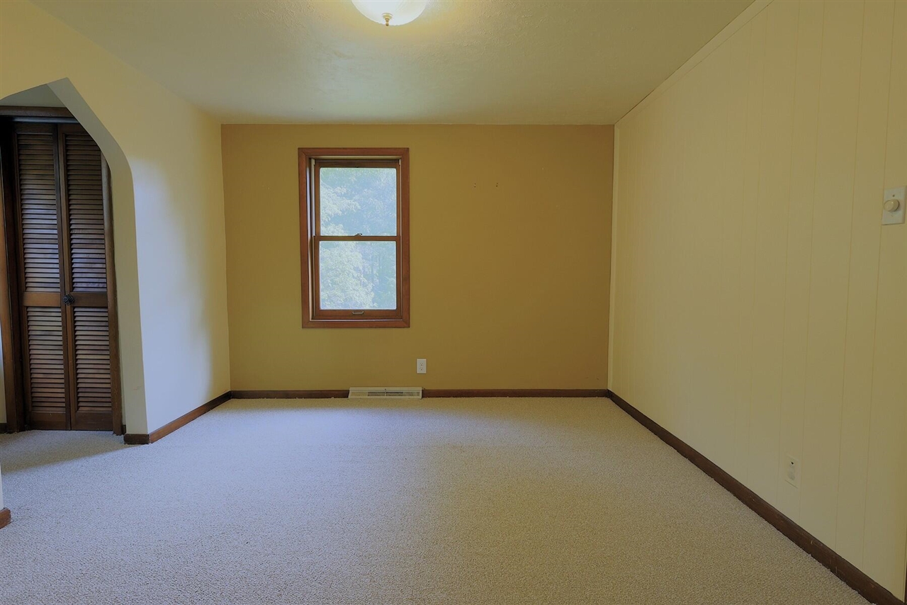 5801 N Territorial Road Property Photo 16