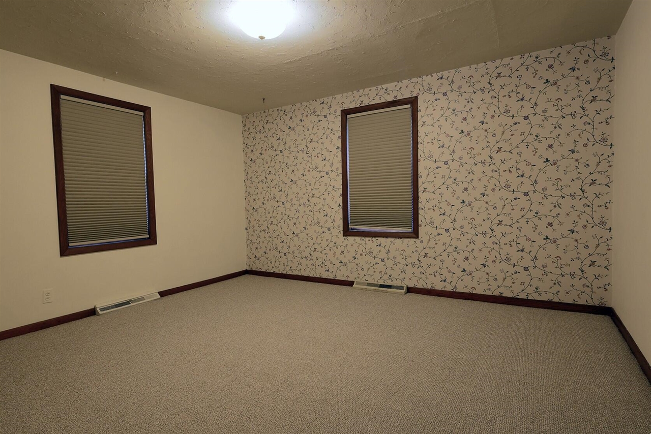 5801 N Territorial Road Property Photo 19