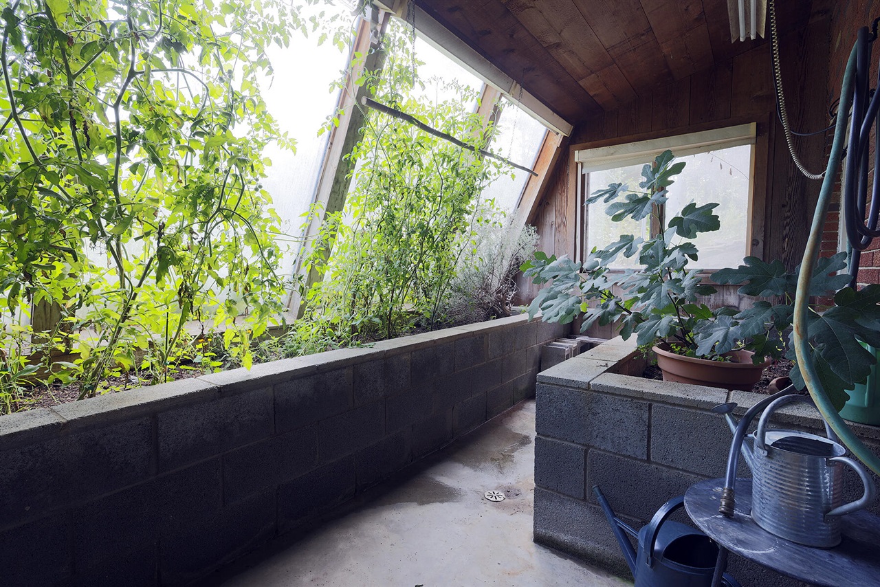 5801 N Territorial Road Property Photo 33
