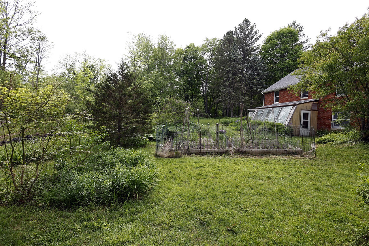 5801 N Territorial Road Property Photo 38