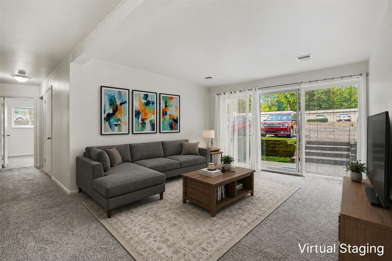742 W Kilgore Road Property Photo 6