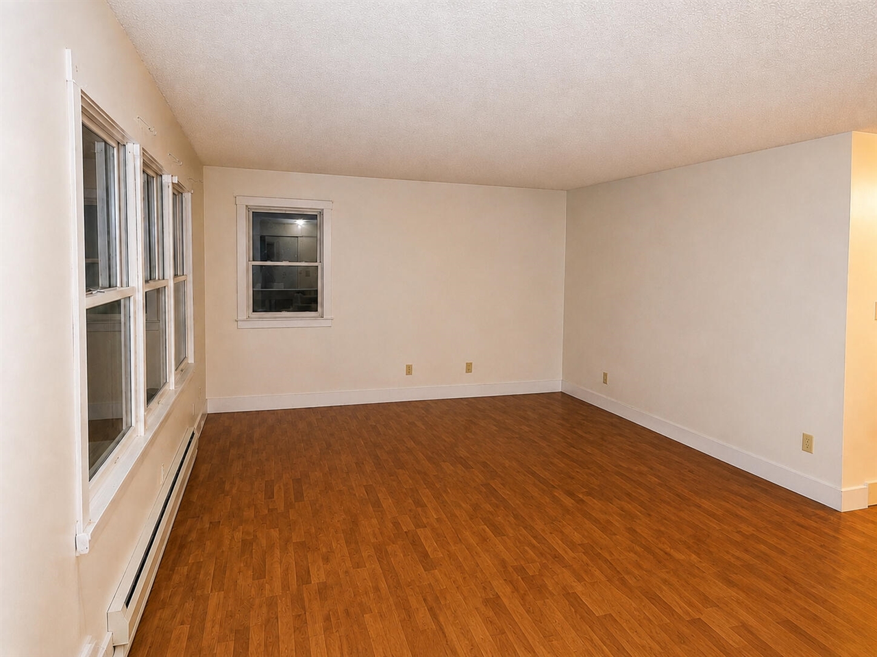 1055 Spruce Street Property Photo 8