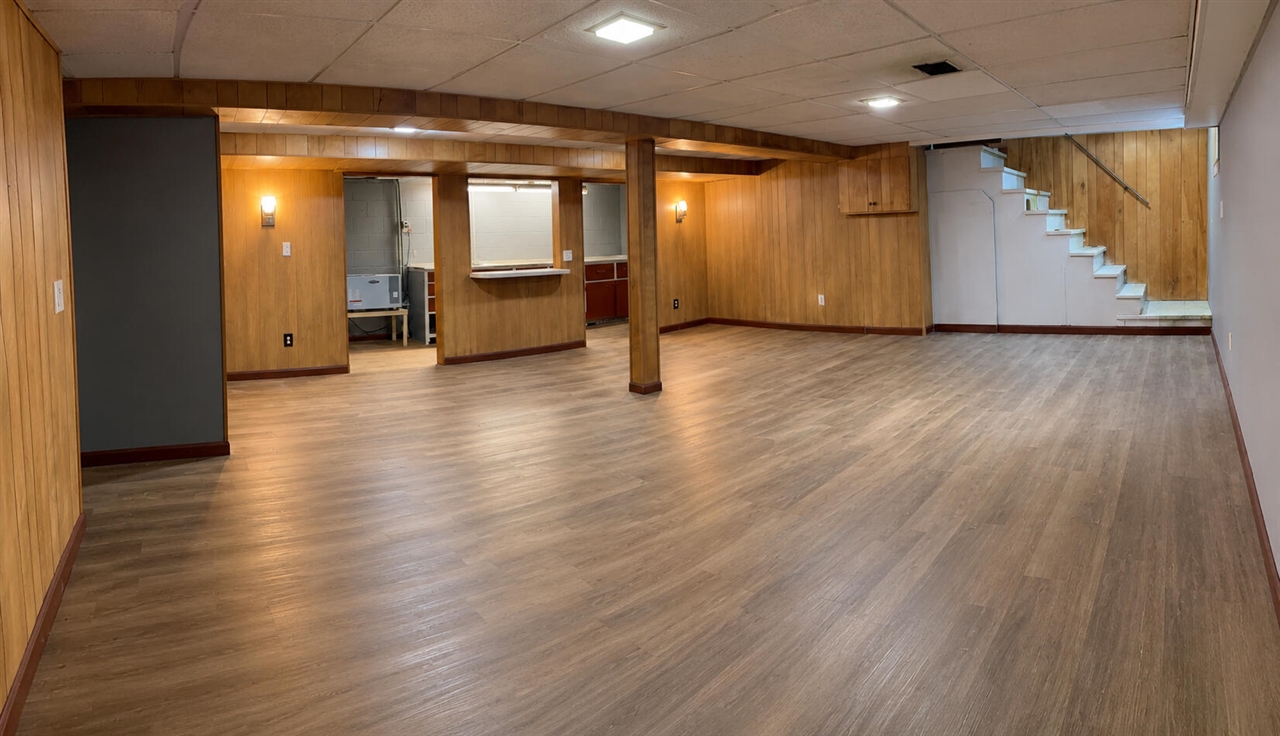 1055 Spruce Street Property Photo 15