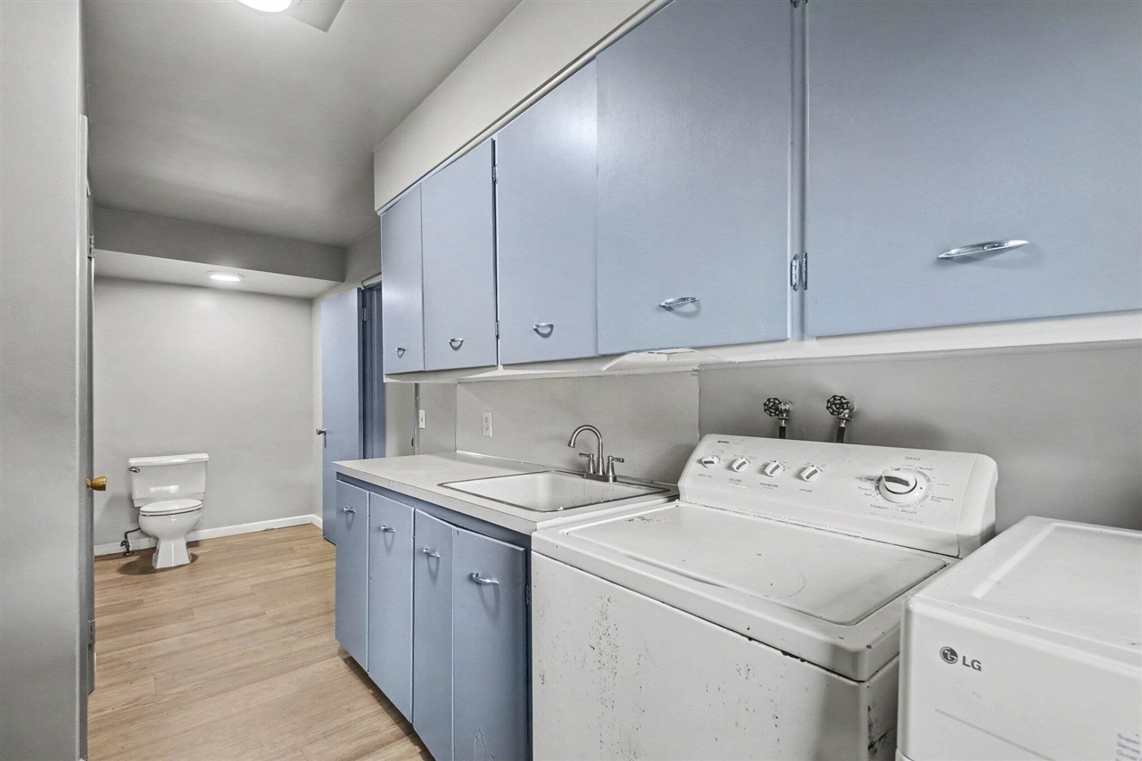 4301 Curwood Avenue Property Photo 12