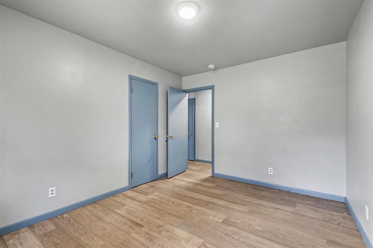 4301 Curwood Avenue Property Photo 18