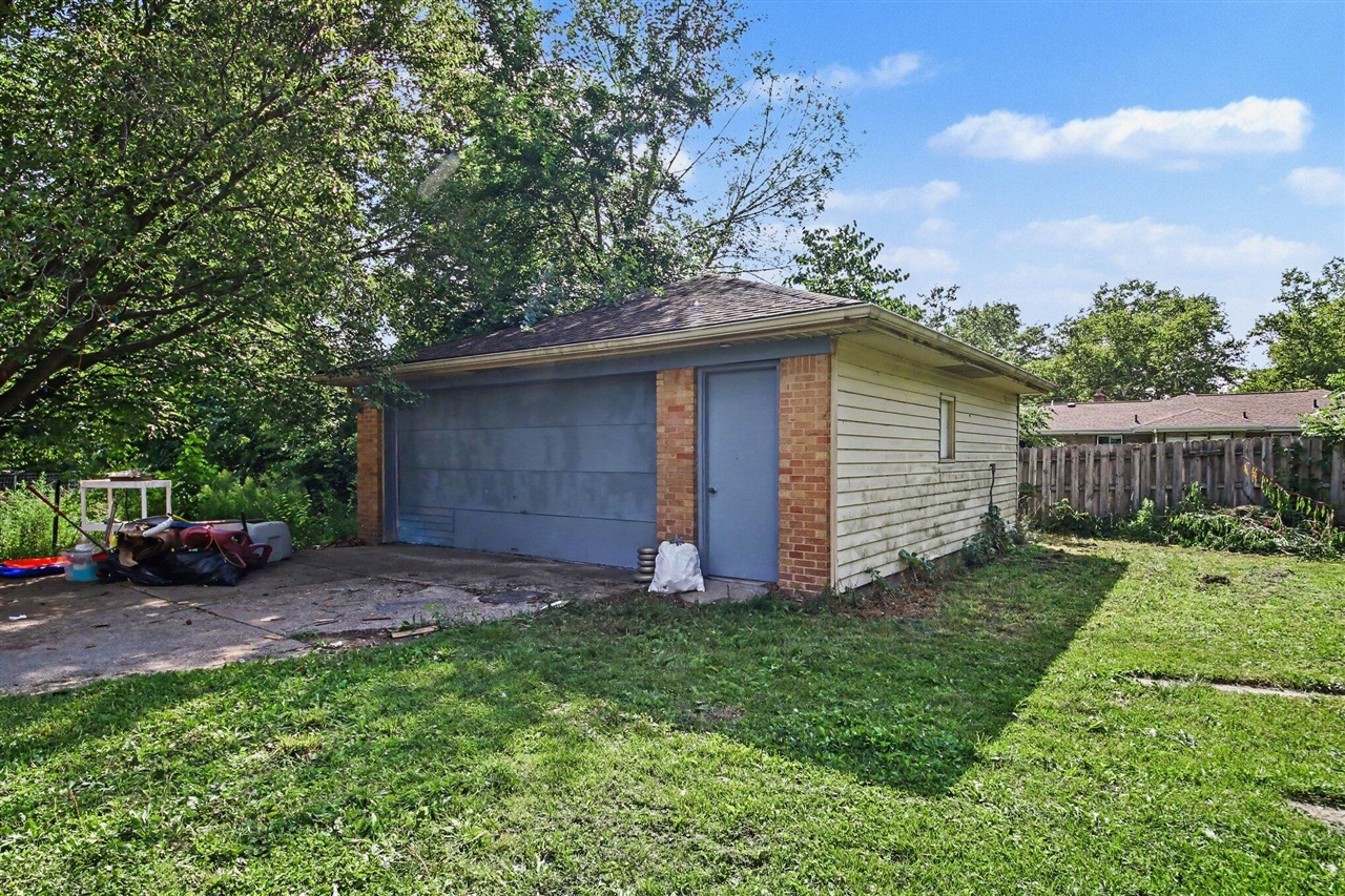 4301 Curwood Avenue Property Photo 24