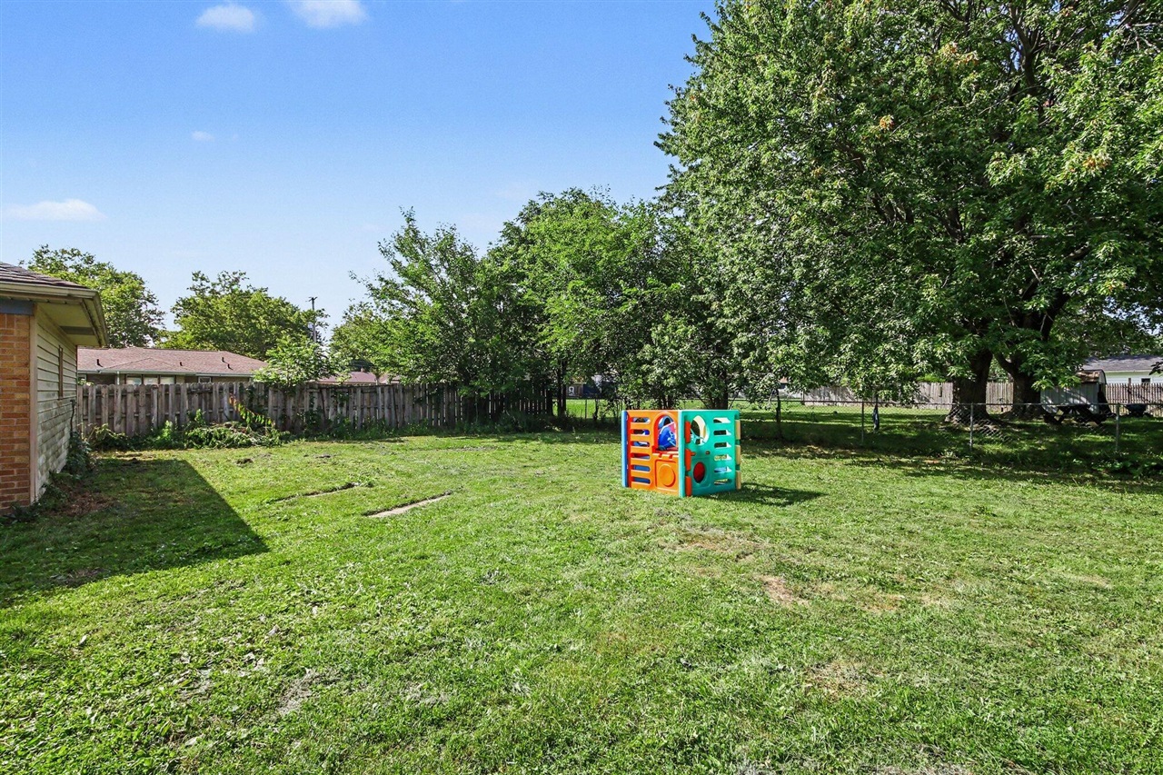 4301 Curwood Avenue Property Photo 26