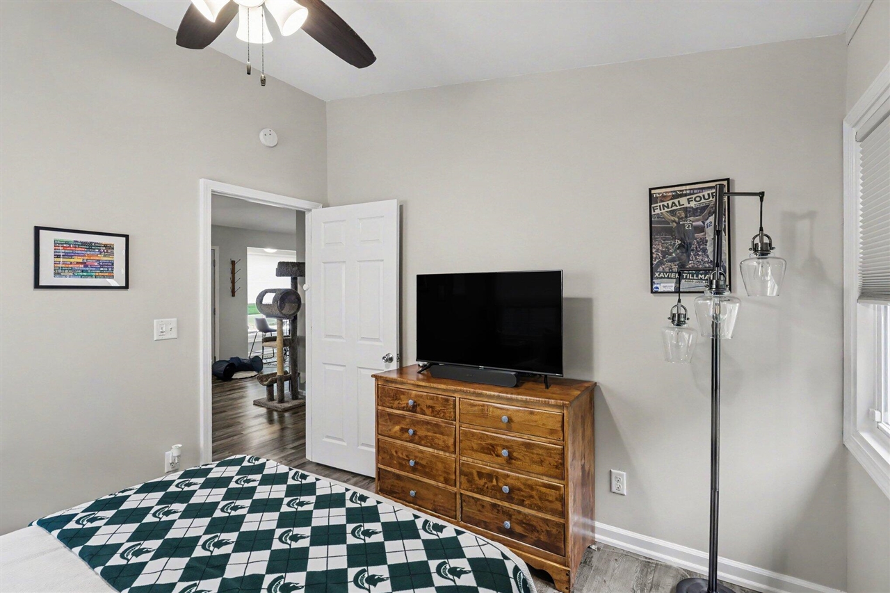 2405 Shasta Drive Property Photo 18