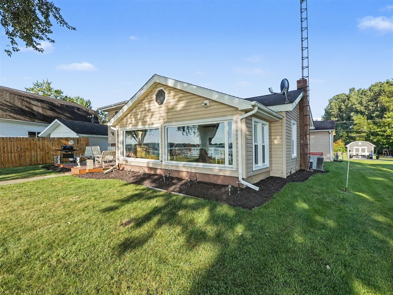 163 Lakeside Drive Property Photo 3
