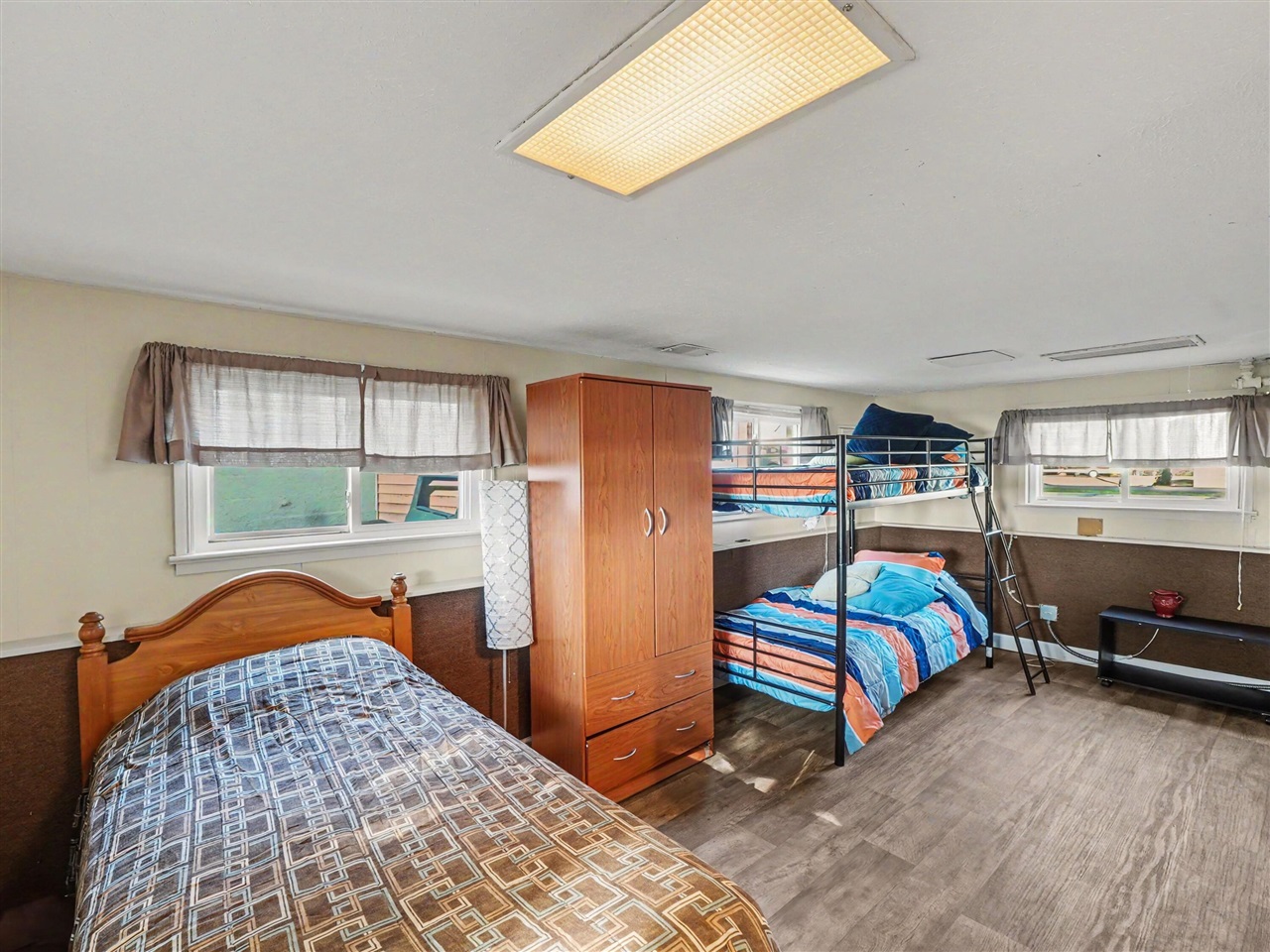 163 Lakeside Drive Property Photo 16