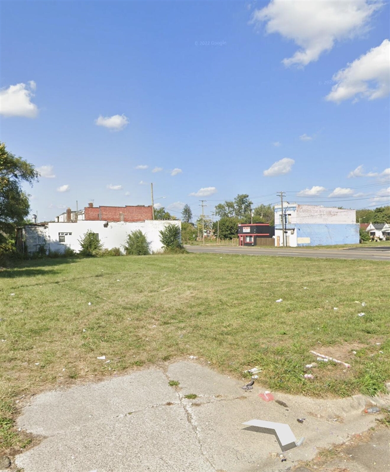 18507 Van Dyke Avenue Property Photo 1