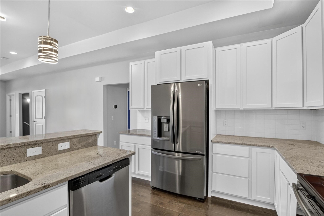 5512 Arbor Chase Drive Property Photo 10