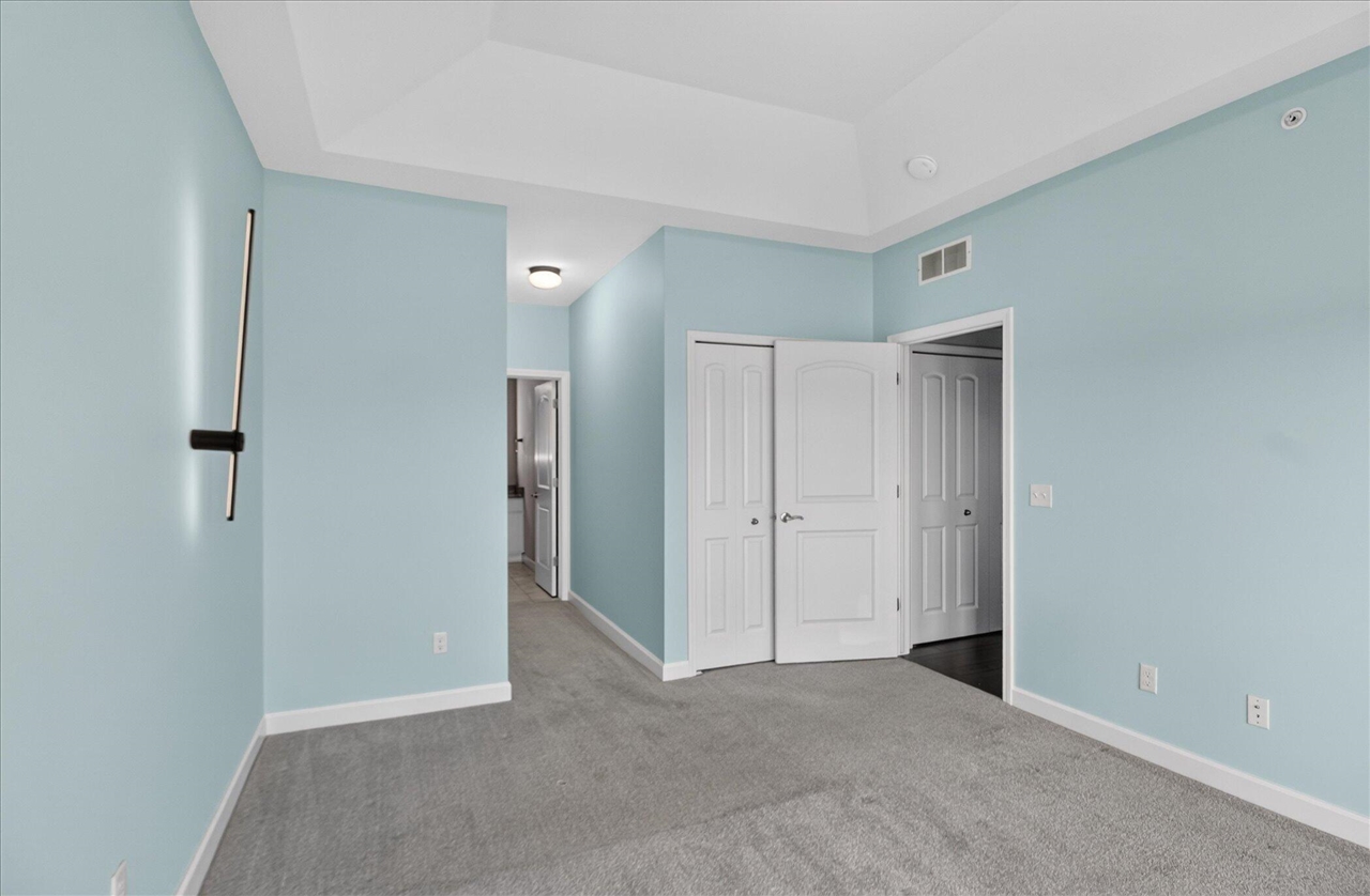 5512 Arbor Chase Drive Property Photo 12