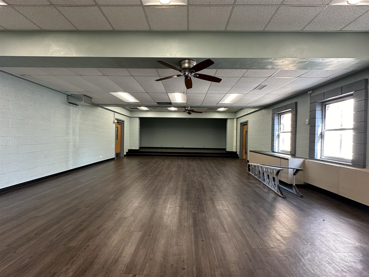 300 E Cass Street Property Photo 12