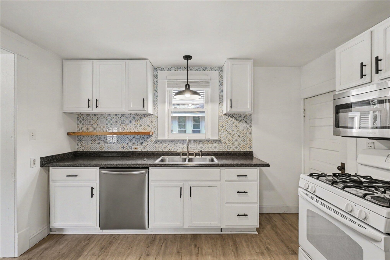 641 Lincoln Avenue Property Photo 19