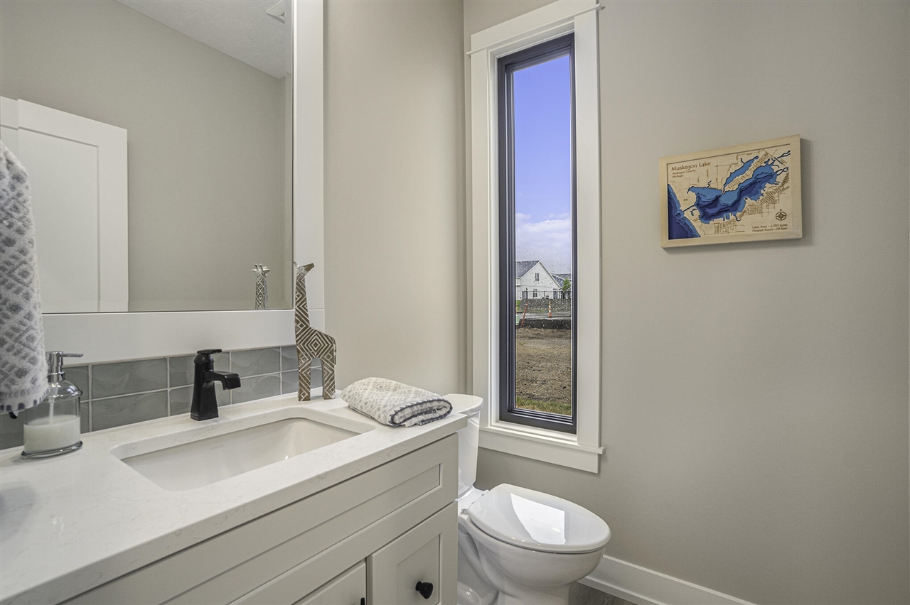 258 Viridian Shrs Drive Property Photo 11