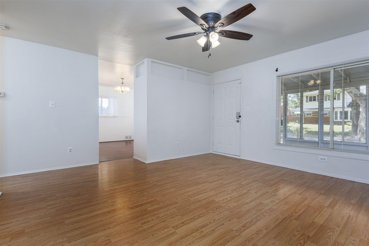164 Westway Street Property Photo 6