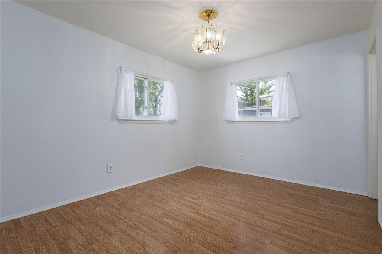 164 Westway Street Property Photo 13