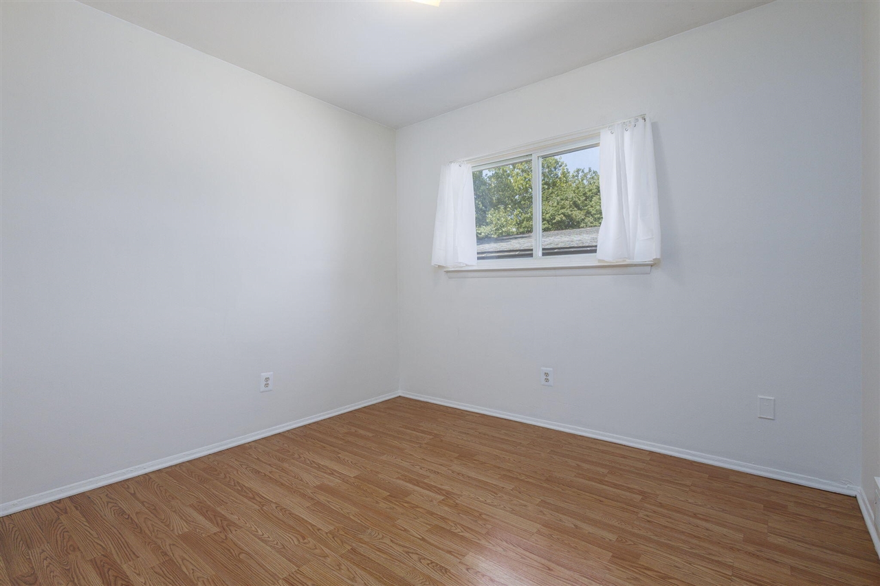 164 Westway Street Property Photo 17