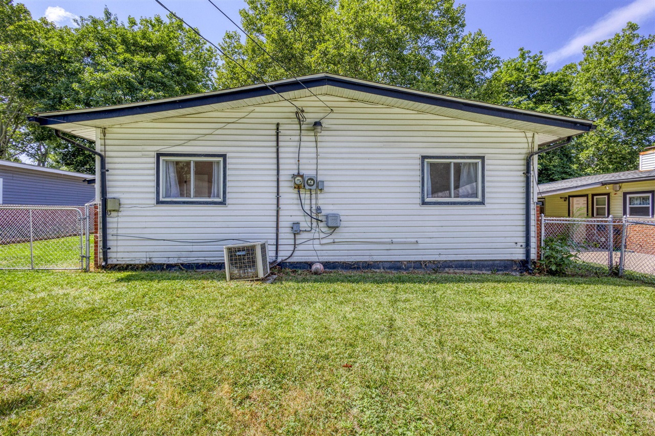 164 Westway Street Property Photo 23