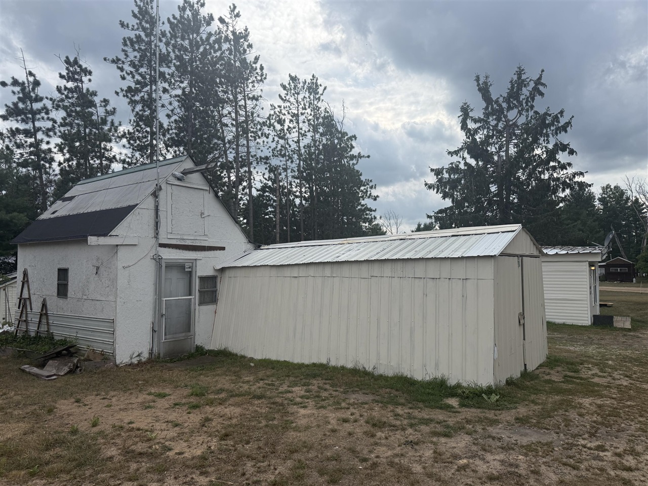1383 W Palmer Avenue Property Photo 11