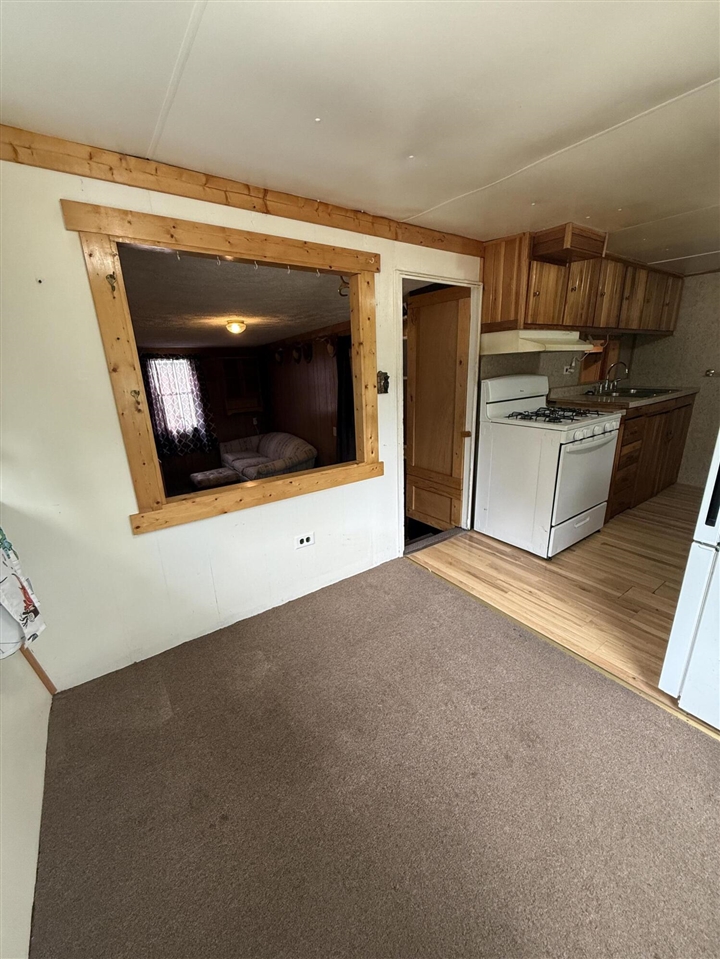 1383 W Palmer Avenue Property Photo 28