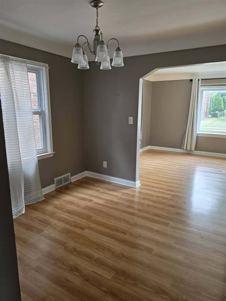 70554446 Property Photo 10