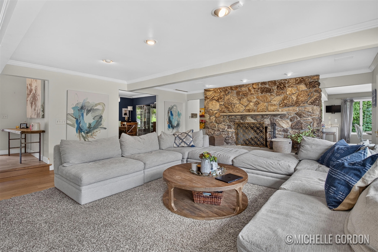 2465 Cascade Springs Drive Property Photo 23