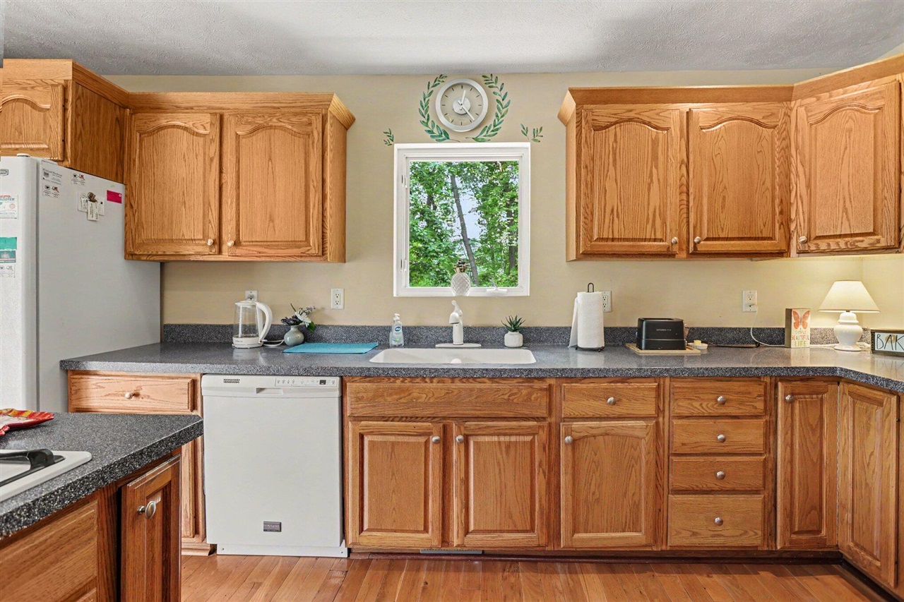 7805 Cougar Drive Property Photo 15