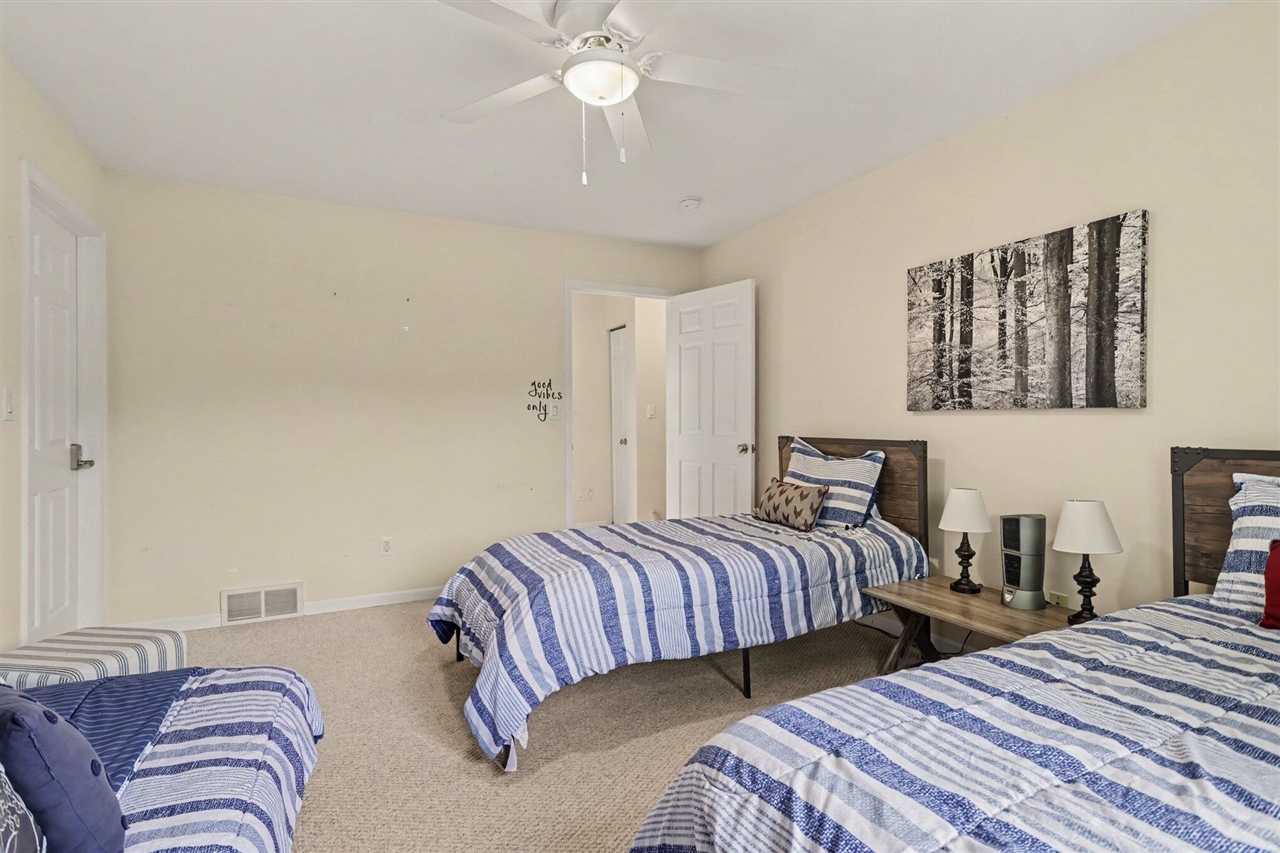 7805 Cougar Drive Property Photo 28